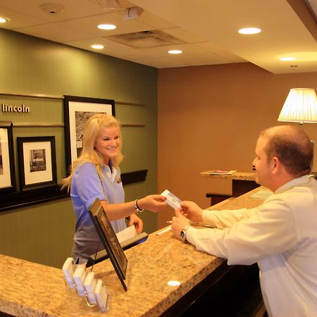 Hampton Inn And Suites - Lincoln Northeast Интерьер фото